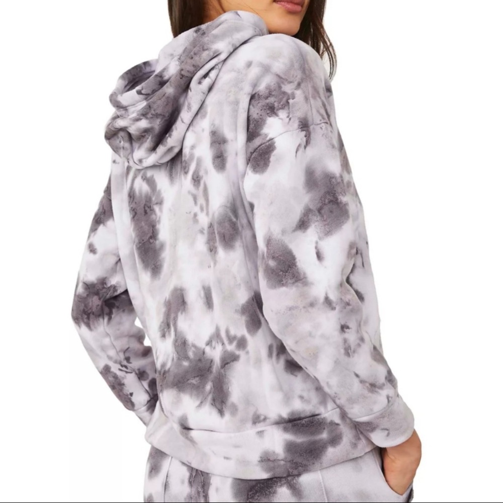 🎉HP🎉Free People Movement Tie Dye Hoodie- NWT - Picture 2 of 6
